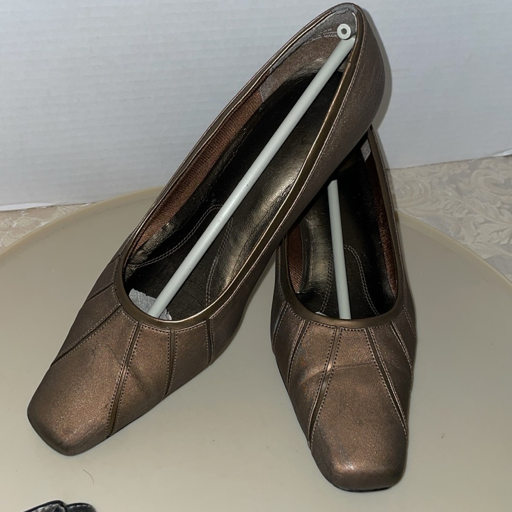 Sycamore Bronzeen DEX Block Heels Stable Comfort Shoes 9M